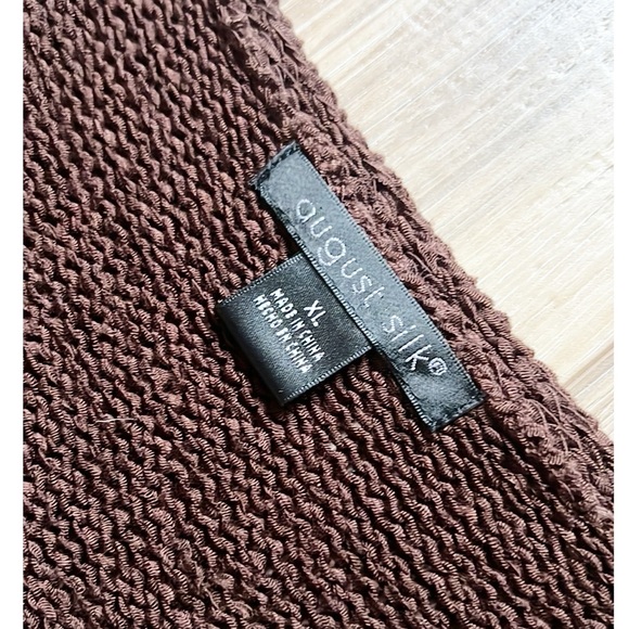 August Silk Sweater Vest - Picture 5 of 10